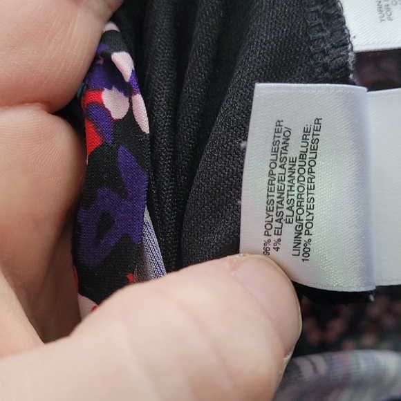 ☆FREE ADD ON WITH ANY WOMANS PURCHASE ☆ GUC Nine West Sleeveless Speckled Blouse - Picture 5 of 5